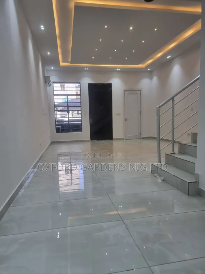 4bdrm Townhouse/Terrace in Oniru Victoria for sale in Victoria Island Extension