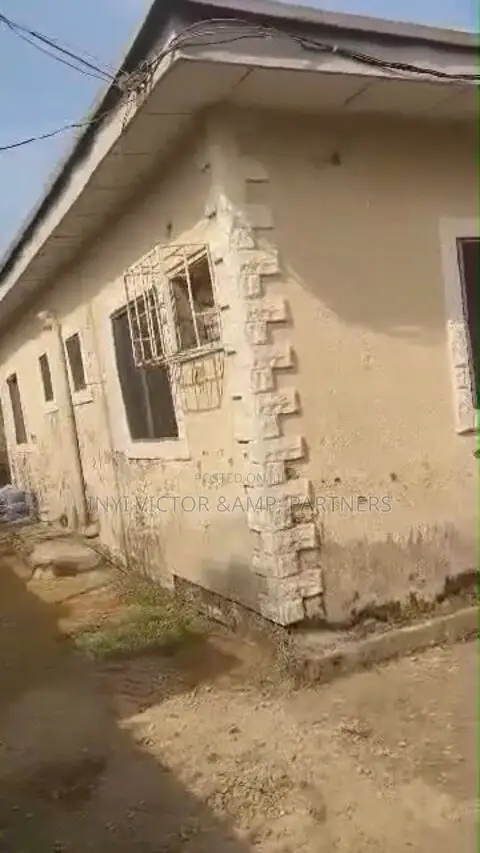 4bdrm Apartment in Kubwa for sale in Kubwa