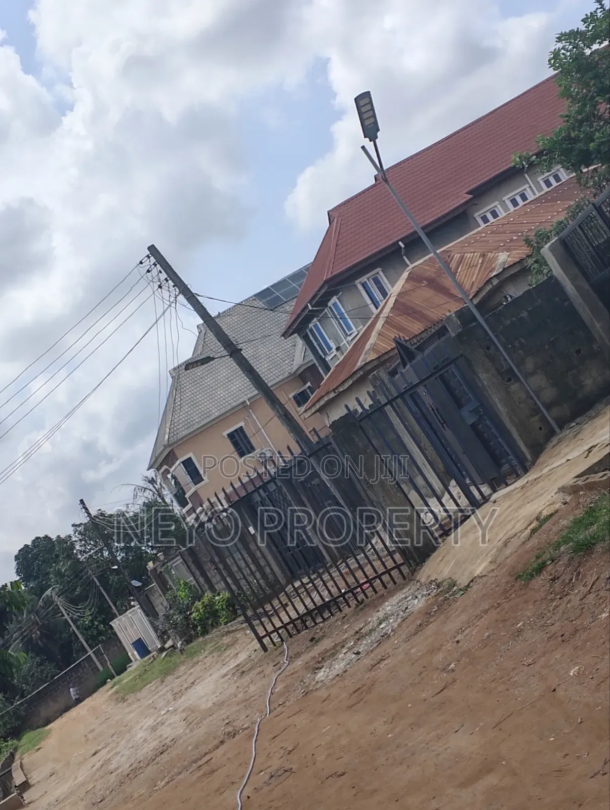 Family Deed Larry Quarters in Igbogbo
