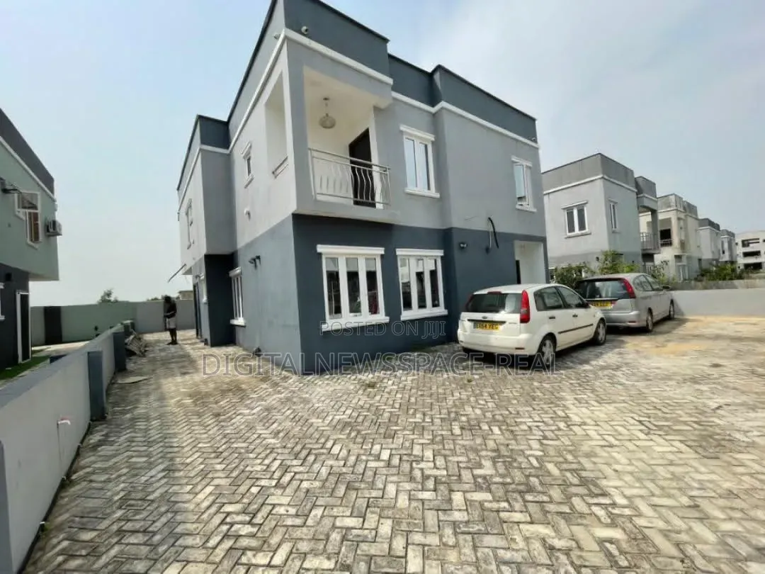 Furnished 4bdrm Duplex in Oribanwa Phase 2, Lakowe for rent in Lakowe