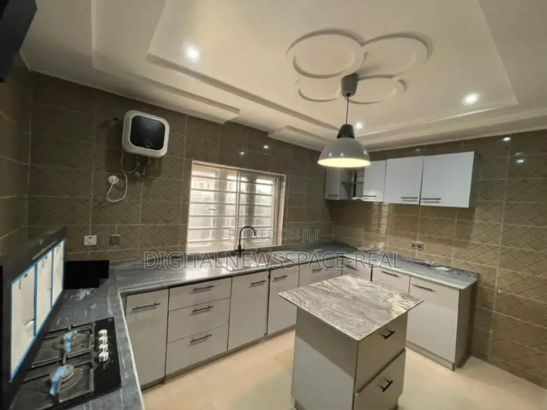 Furnished 4bdrm Duplex in Oribanwa Phase 2, Lakowe for rent in Lakowe
