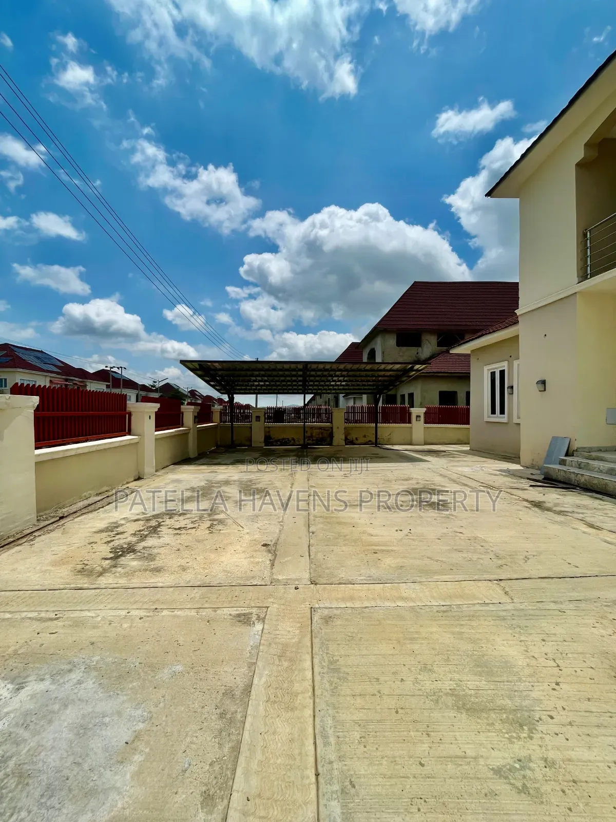 3bdrm Duplex in FHA for sale in FHA