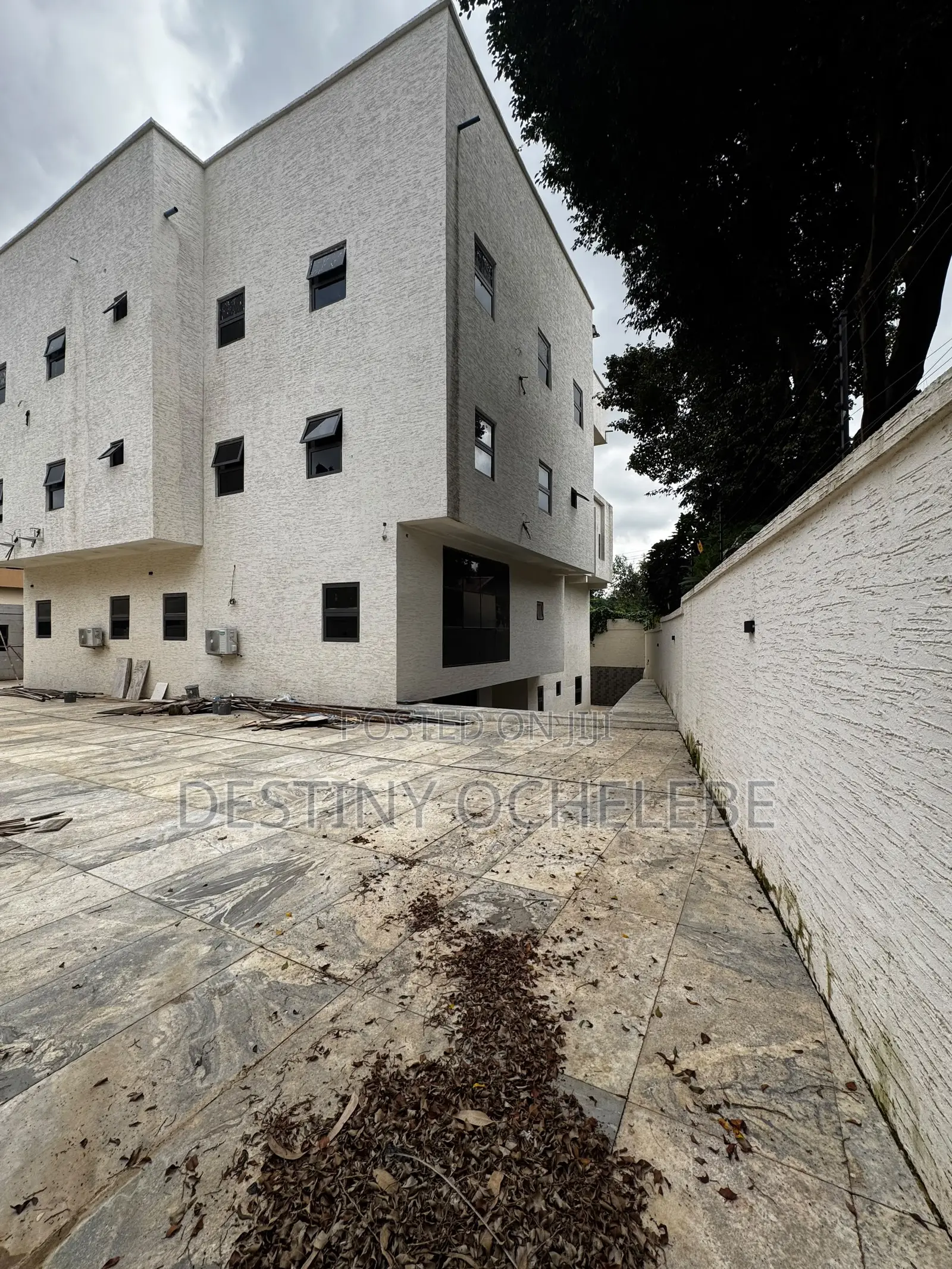7bdrm Duplex in Maitama for sale in Maitama