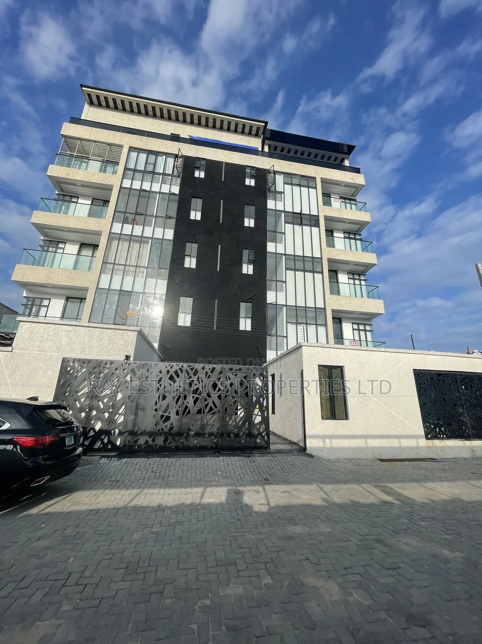 2bdrm Block of Flats in Ikate for sale in Ikate