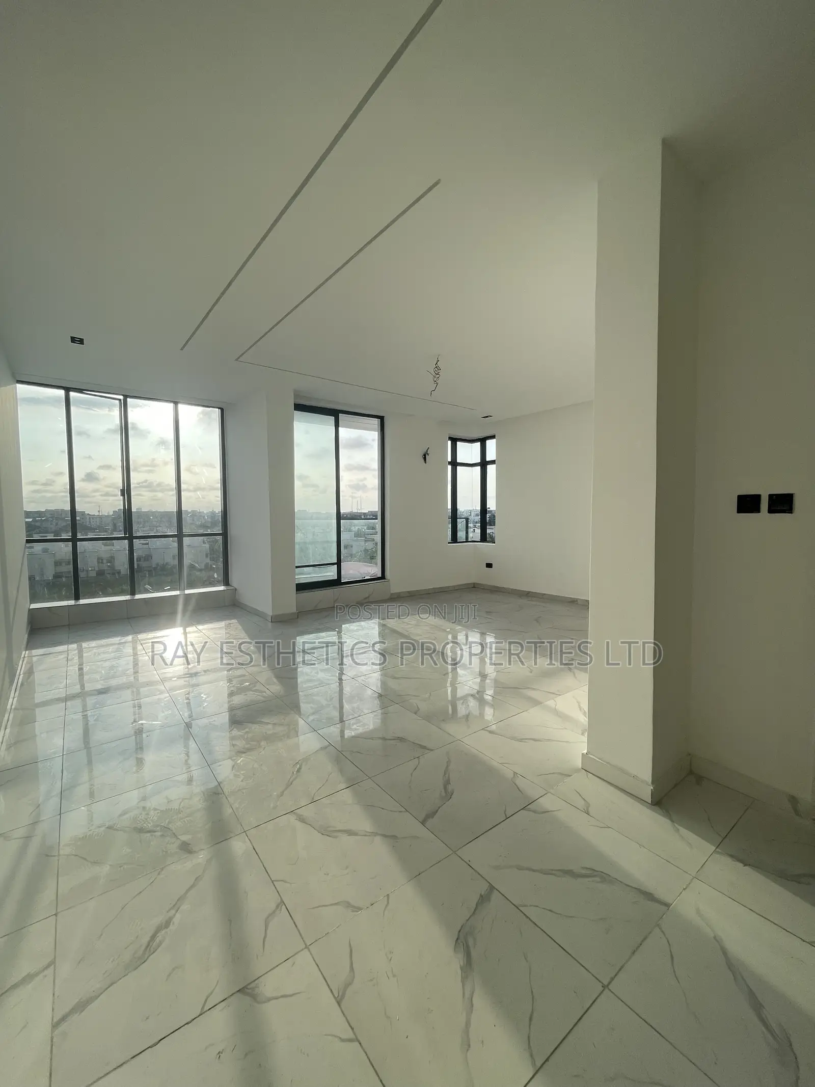 2bdrm Block of Flats in Ikate for sale in Ikate