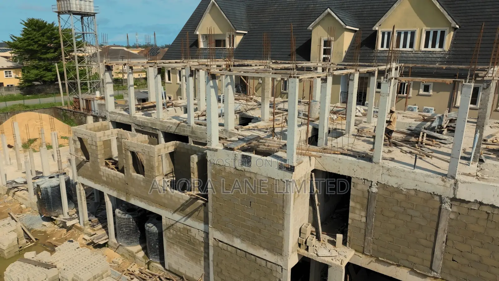 3bdrm Maisonette in Osapa london for sale in Osapa london