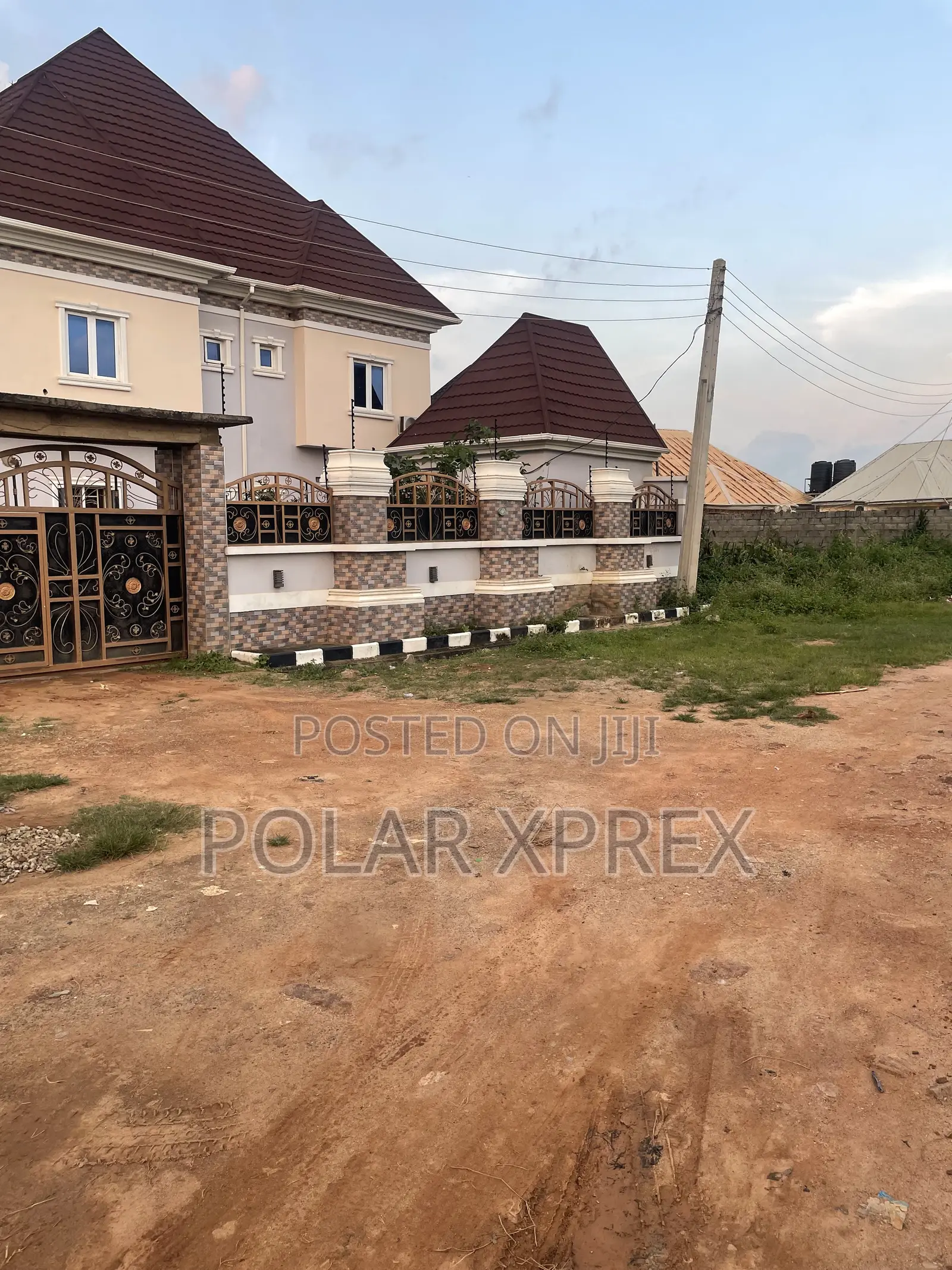 Prime 1,400 SQM Mixed-Use Land in Kubwa in Kubwa