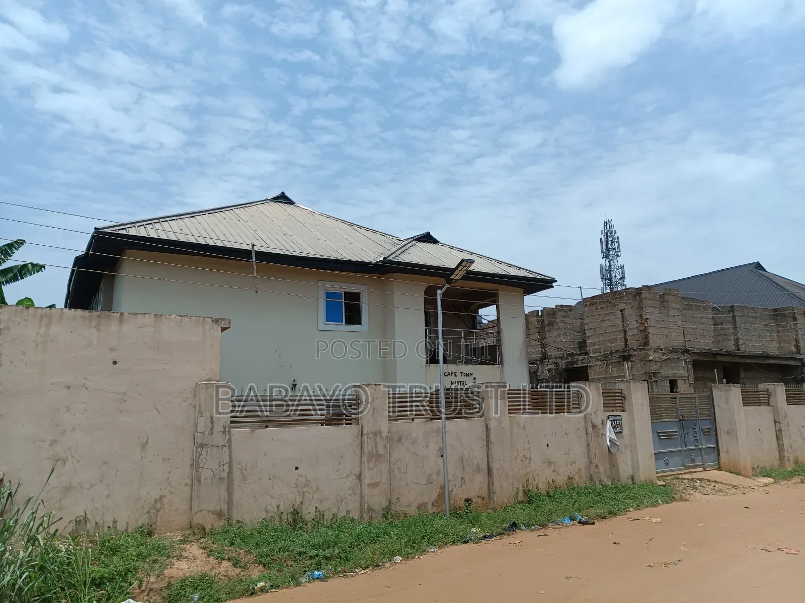 40 Rooms Hostel for Sale in Benin in Benin City