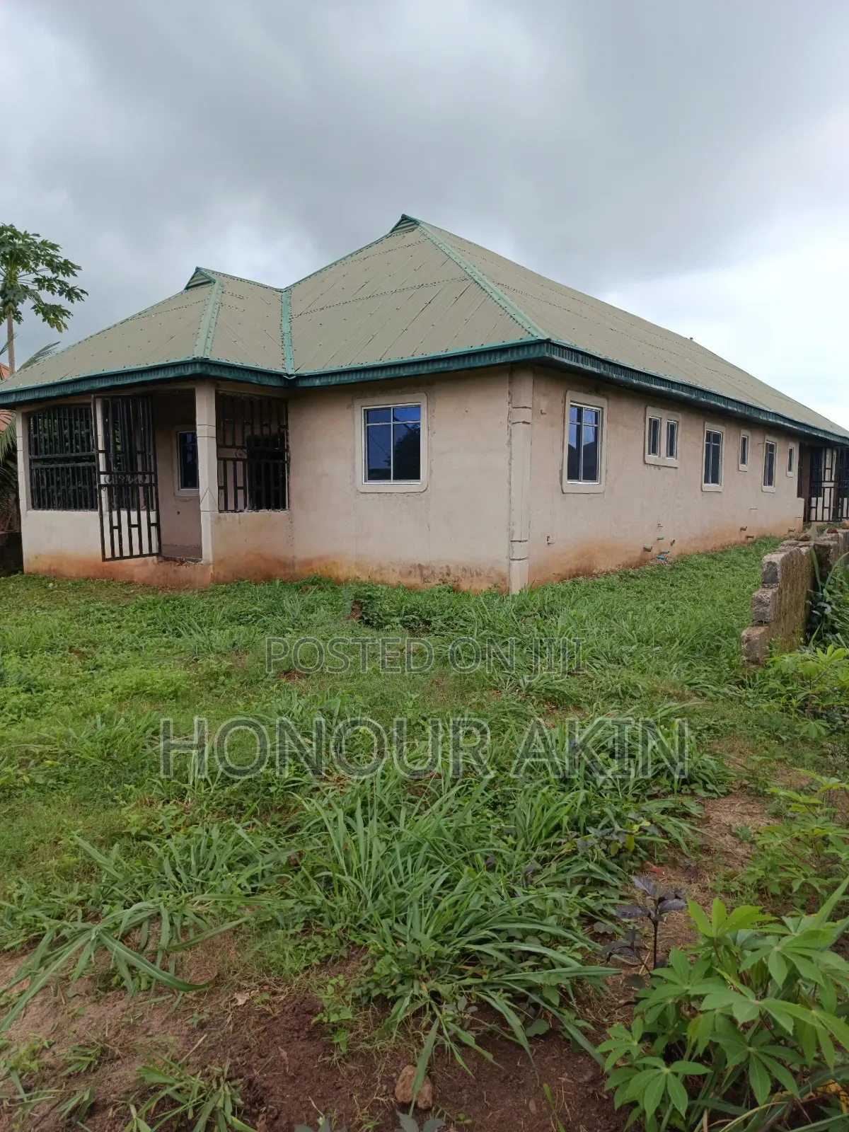 3bdrm Bungalow in Benin City for sale in Benin City