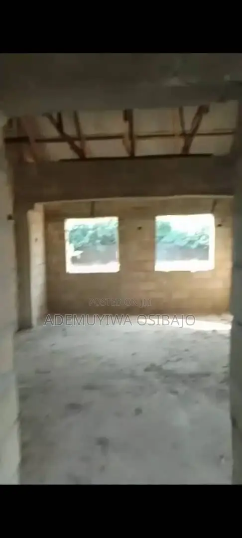 2bdrm Bungalow in Lekki Expressway for sale in Lekki Expressway