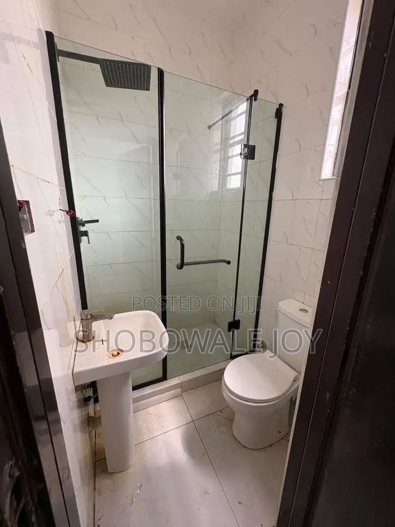 Mini Flat in Freedom Way, Lekki Phase 1 for rent in Lekki Phase 1