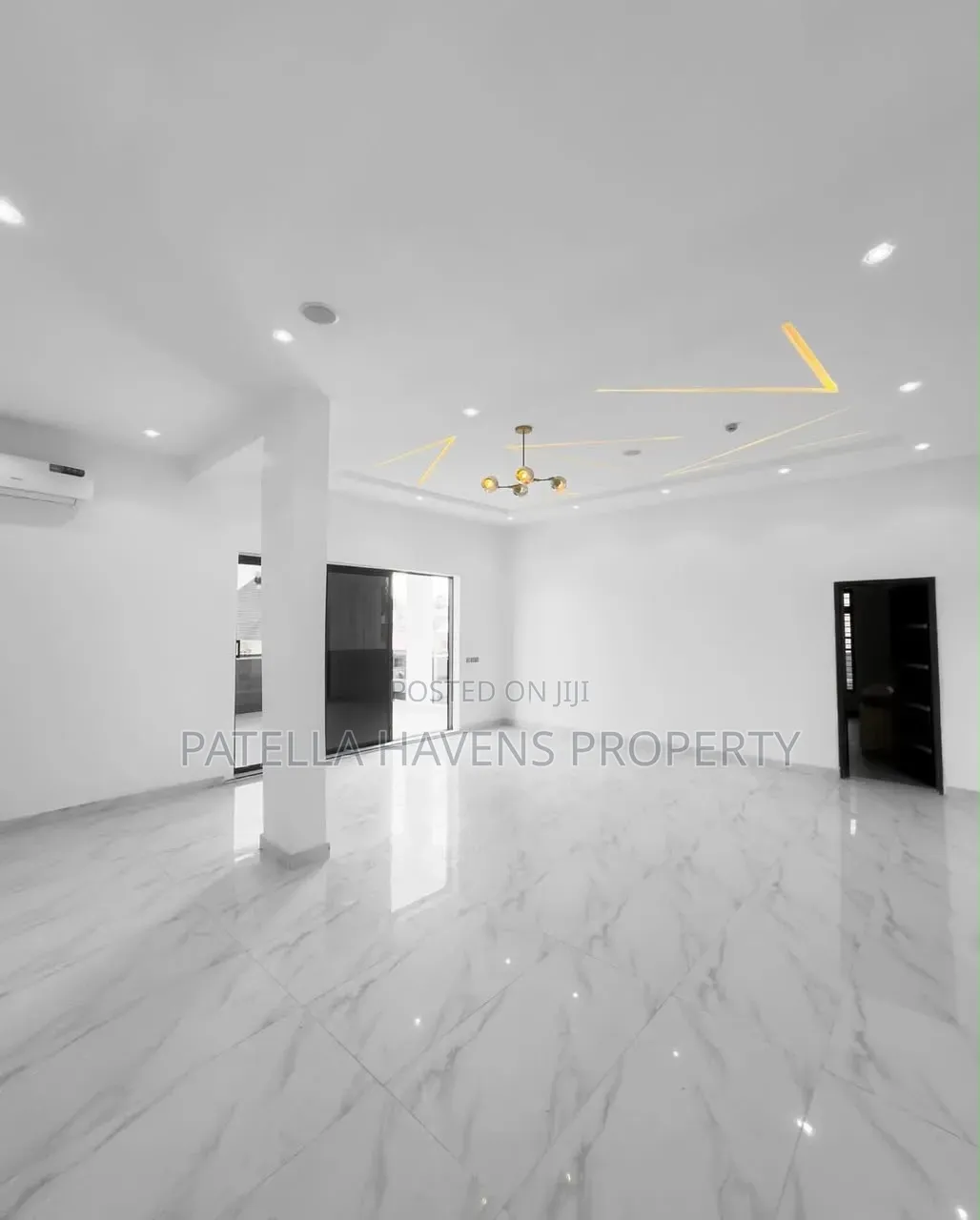 9bdrm Mansion in Guzape District for sale in Guzape District