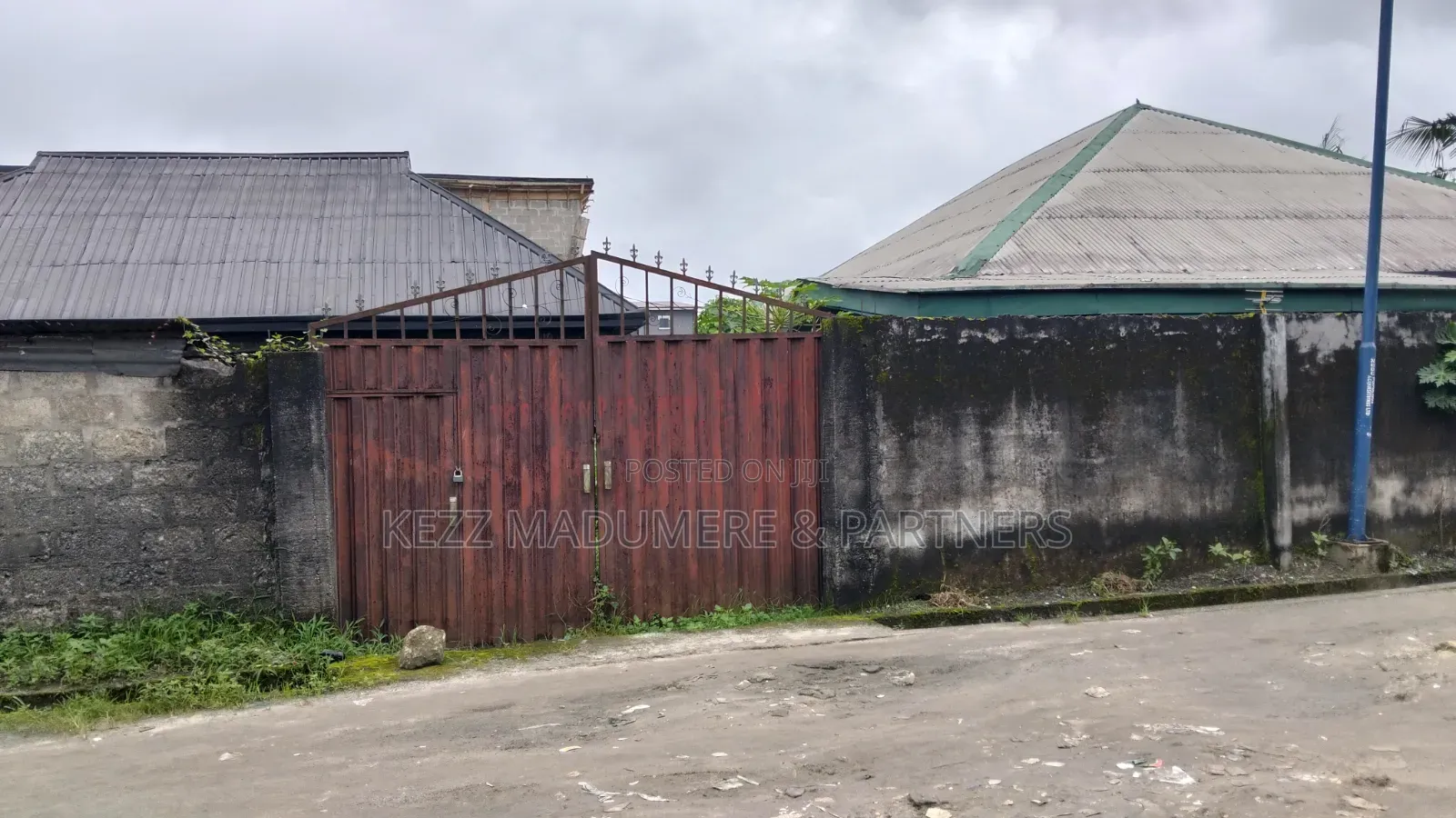 For Sale : Half Plot ,Off Ikwere Road, by Kala , Ph in Diobu Mile 4