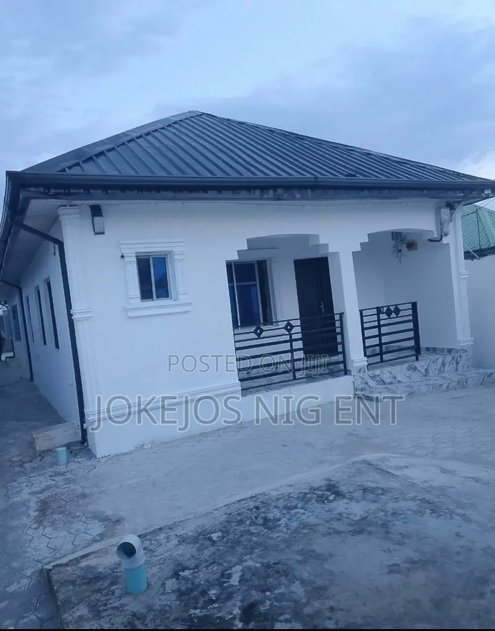 3bdrm Bungalow in Gbetu New Road, Awoyaya for sale in Awoyaya