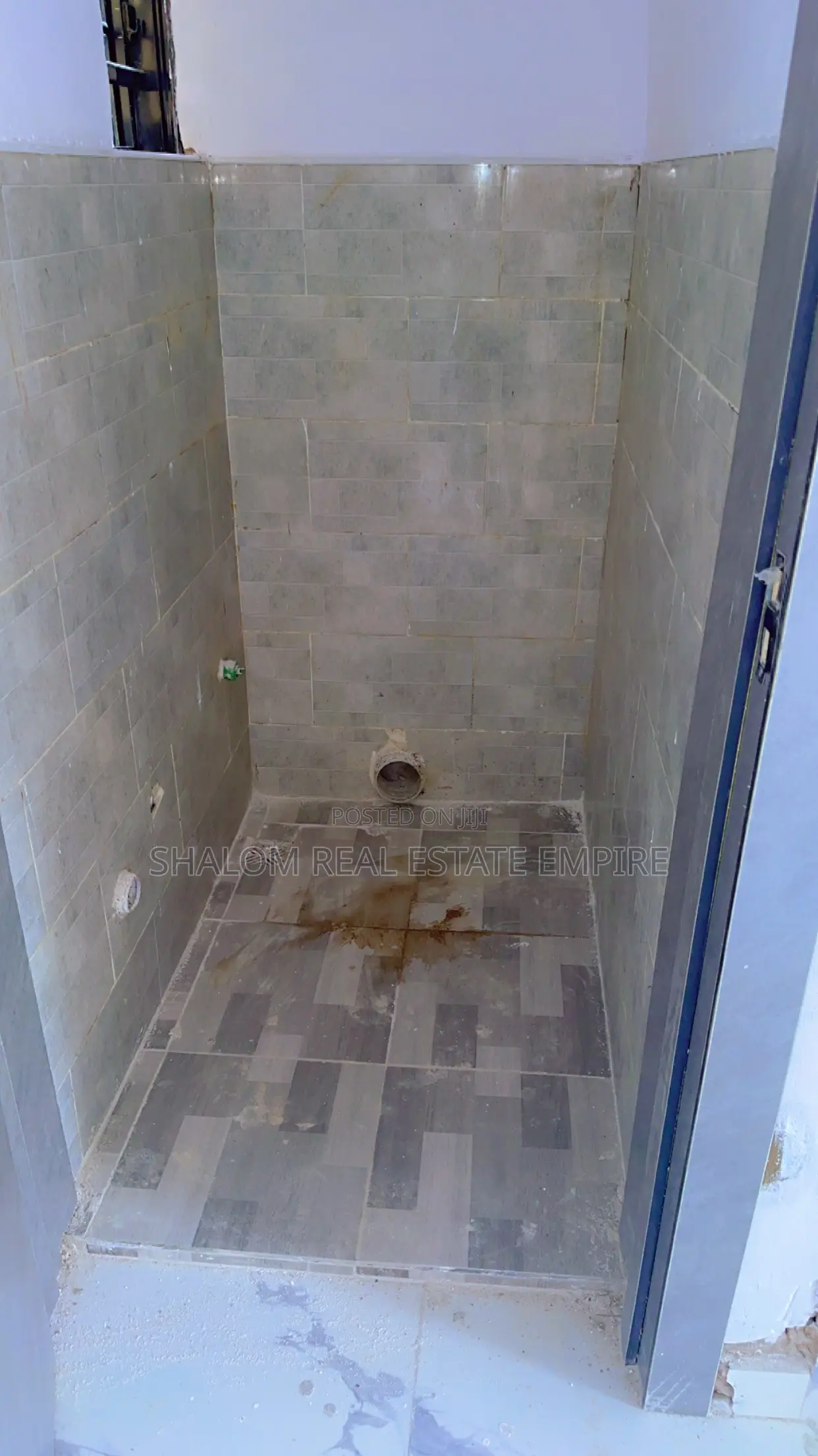 2bdrm Duplex in Omole Phase2, Kosofe / Kosofe for sale in Kosofe / Kosofe