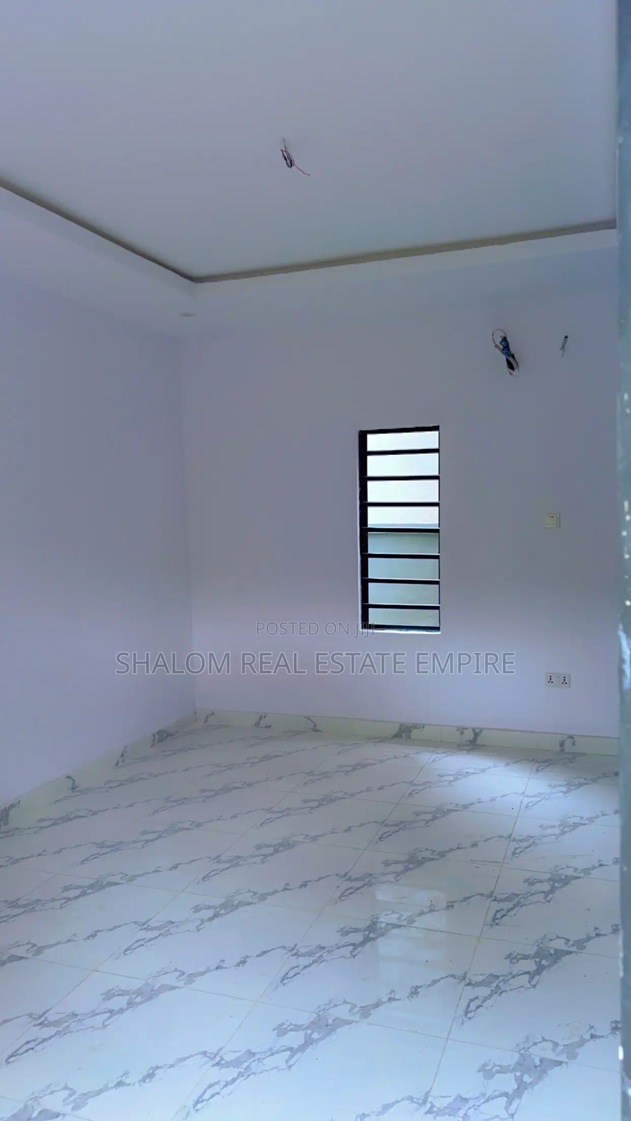 2bdrm Duplex in Omole Phase2, Kosofe / Kosofe for sale in Kosofe / Kosofe