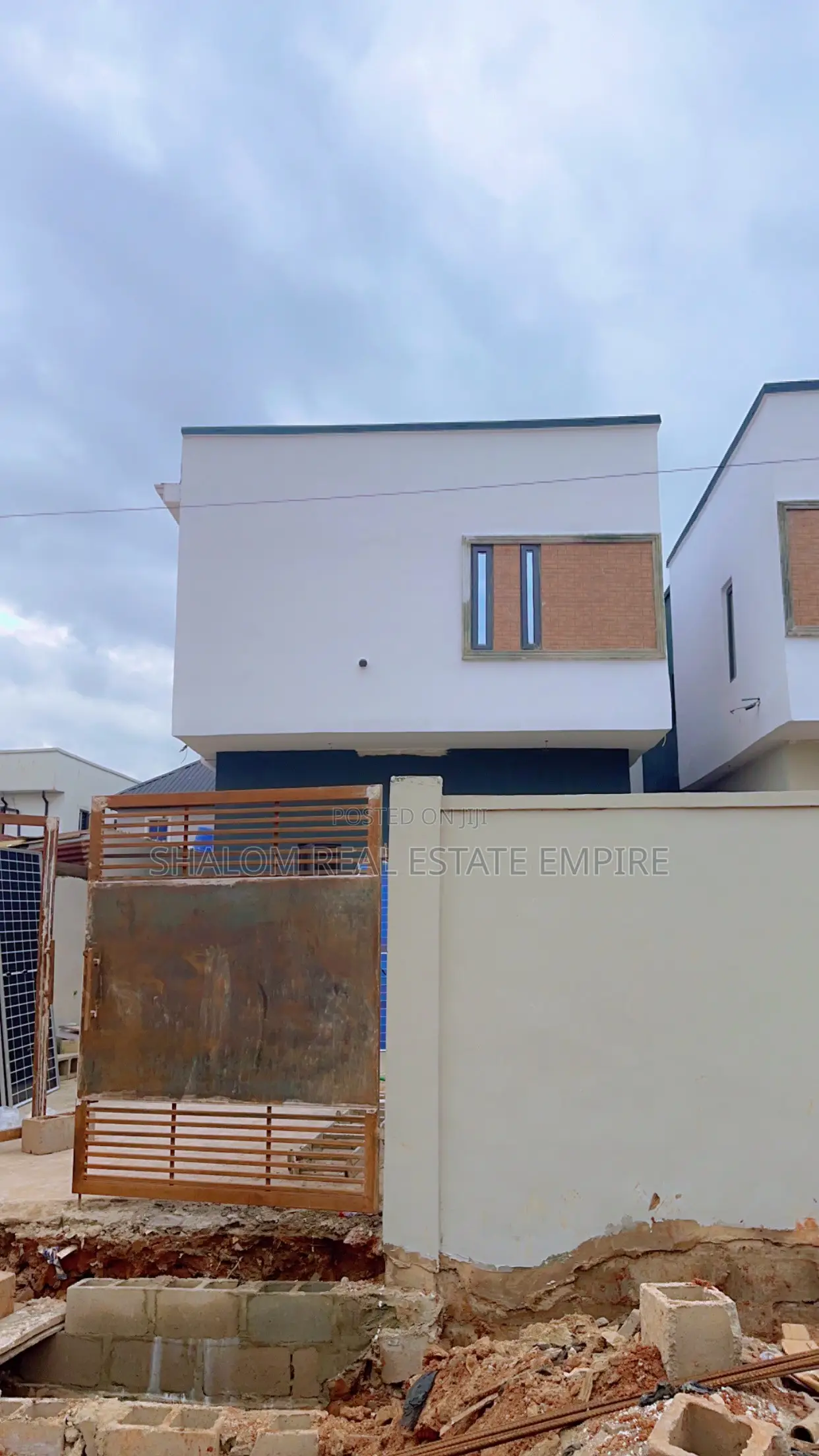 2bdrm Duplex in Omole Phase2, Kosofe / Kosofe for sale in Kosofe / Kosofe