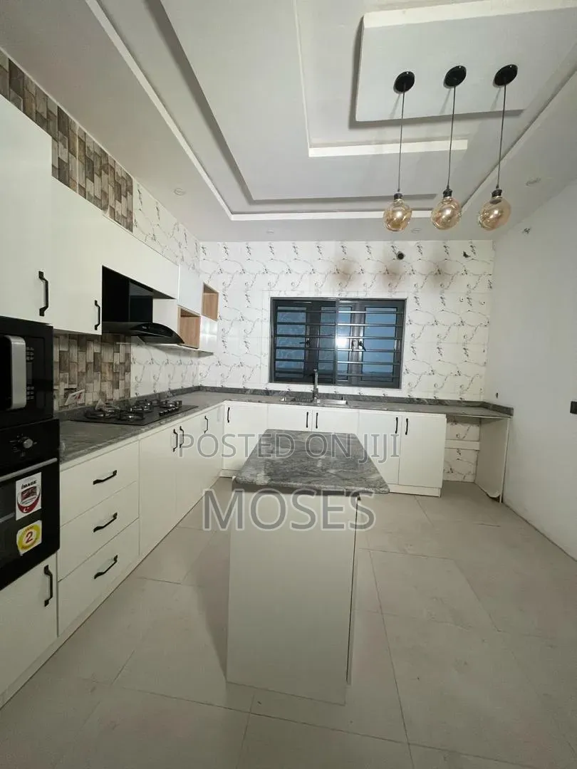 4bdrm Duplex in Inside An Access, Sangotedo for sale in Sangotedo