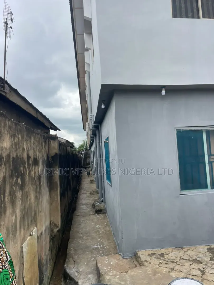 Furnished 3bdrm Block of Flats in Egan, Igando / Ikotun/Igando for sale in Igando / Ikotun/Igando