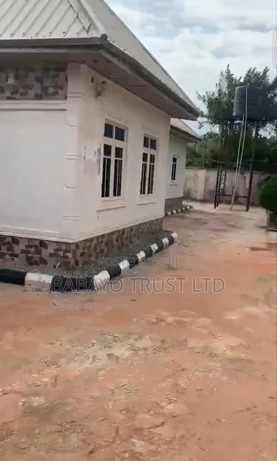 3bdrm Bungalow in Benin City for sale in Benin City