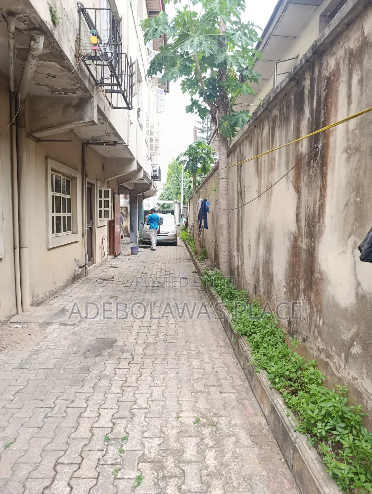 3bdrm Block of Flats in Mende for sale in Mende