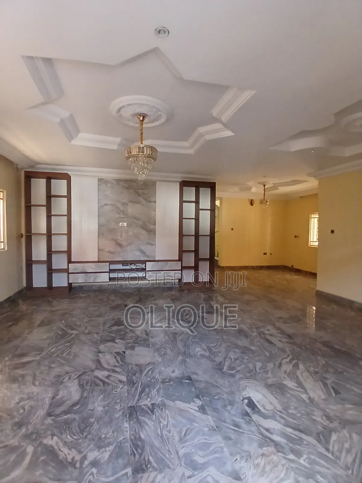 5bdrm Duplex in Dawaki Tared Road for sale in Dawaki