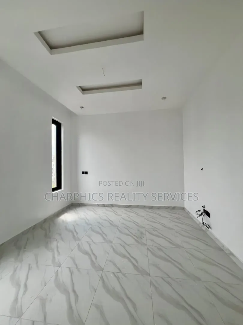 1bdrm Apartment in Lekki Phase 1 for sale in Lekki Phase 1