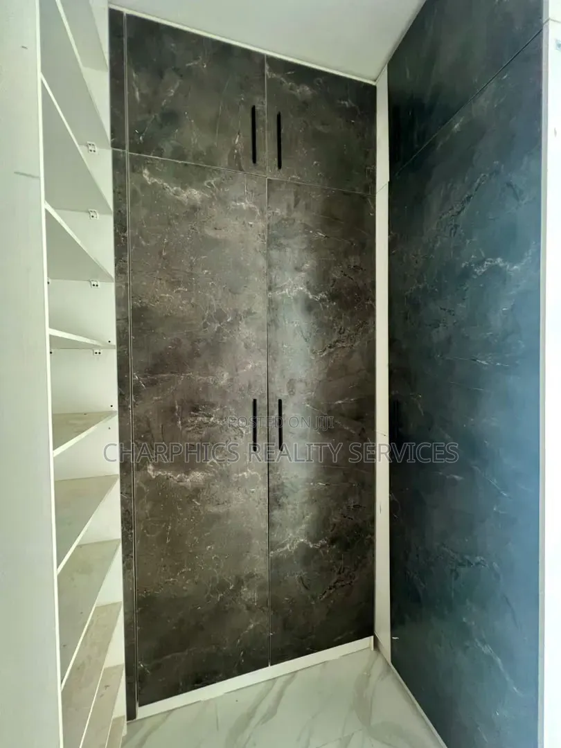 1bdrm Apartment in Lekki Phase 1 for sale in Lekki Phase 1