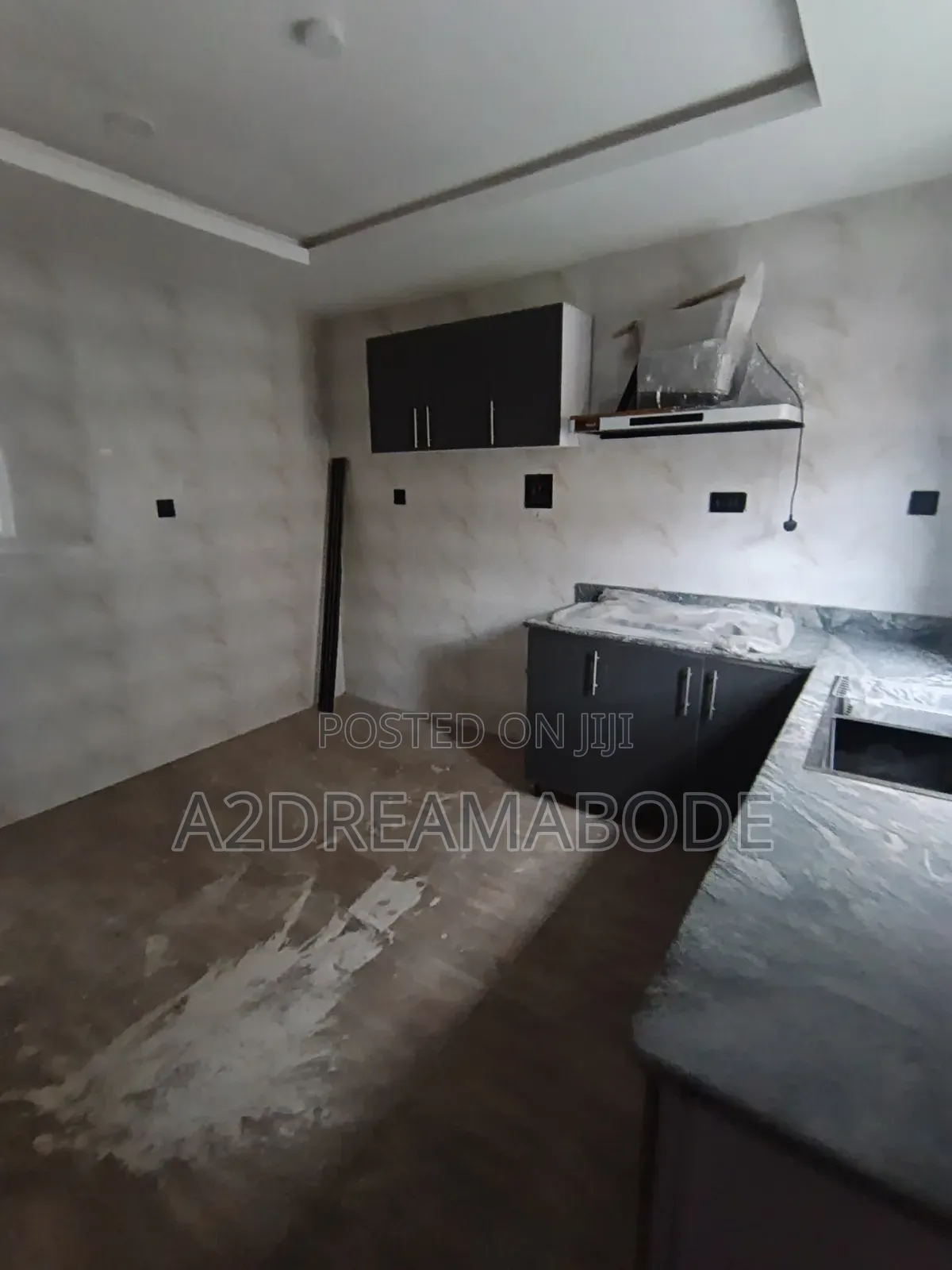 3bdrm Apartment in Opic, Isheri North for sale in Isheri North