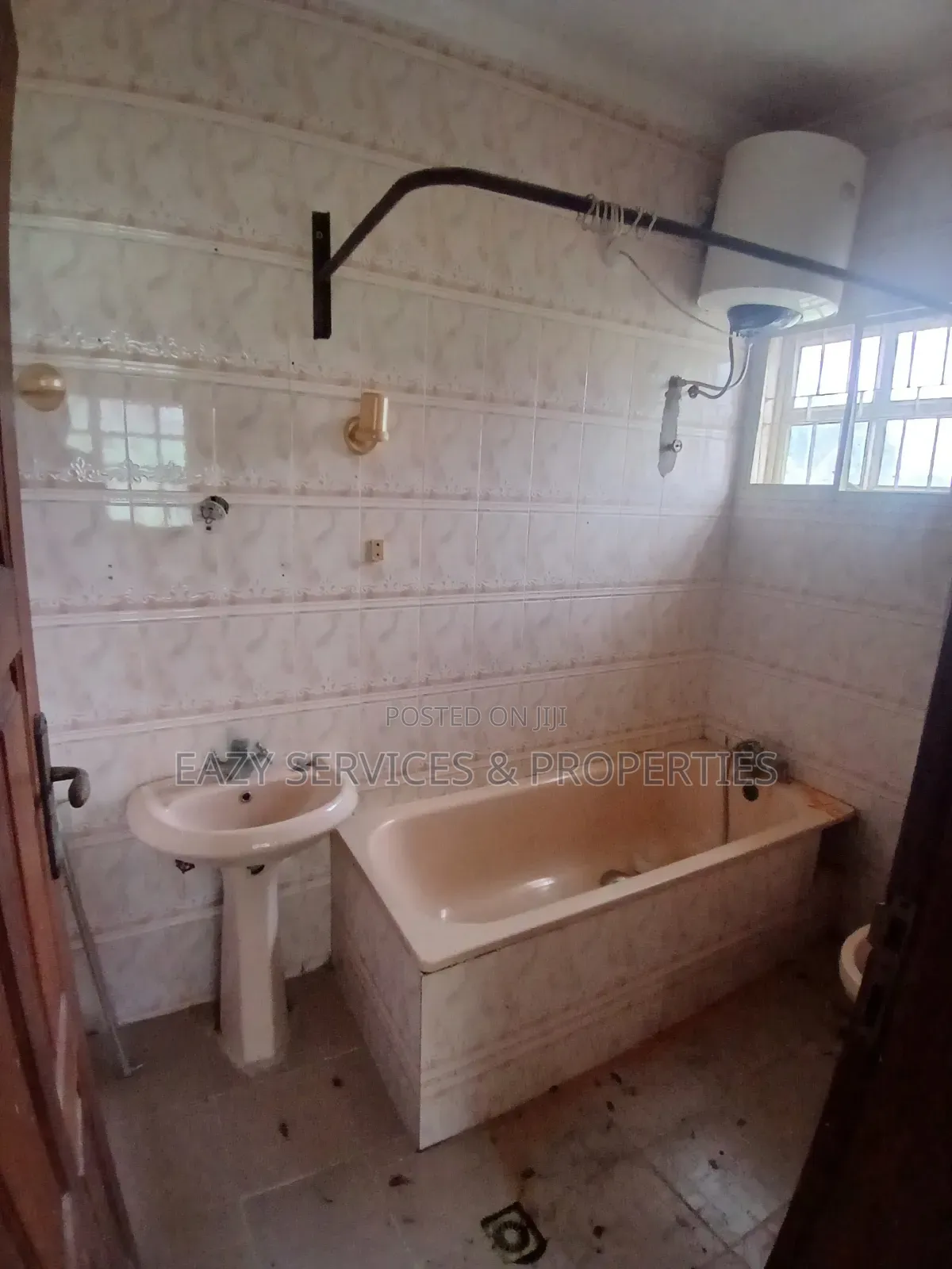 1bdrm Shared Apartment in Gated Estate, Badore for rent in Badore