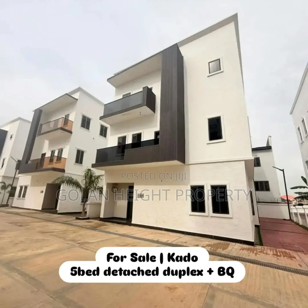 5bdrm Duplex in Kado for sale in Kado