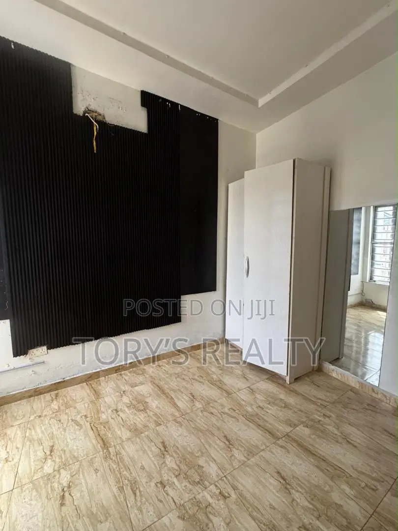 1bdrm Apartment in Lekki Phase 2 for rent in Lekki Phase 2