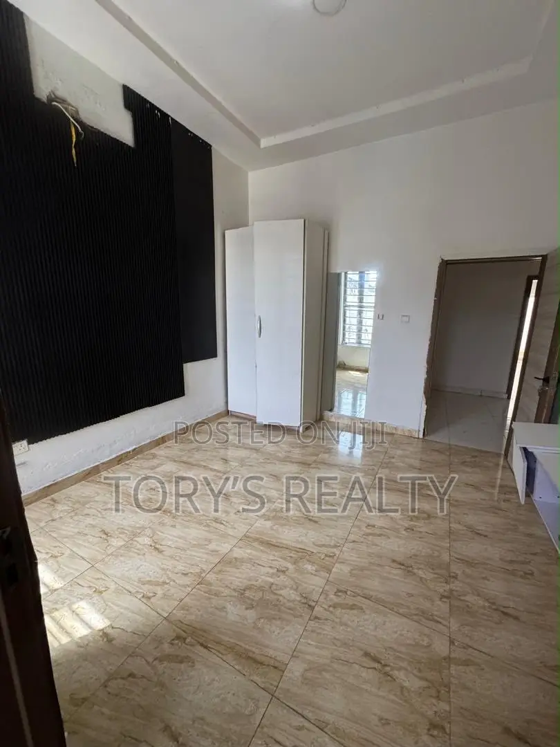 1bdrm Apartment in Lekki Phase 2 for rent in Lekki Phase 2