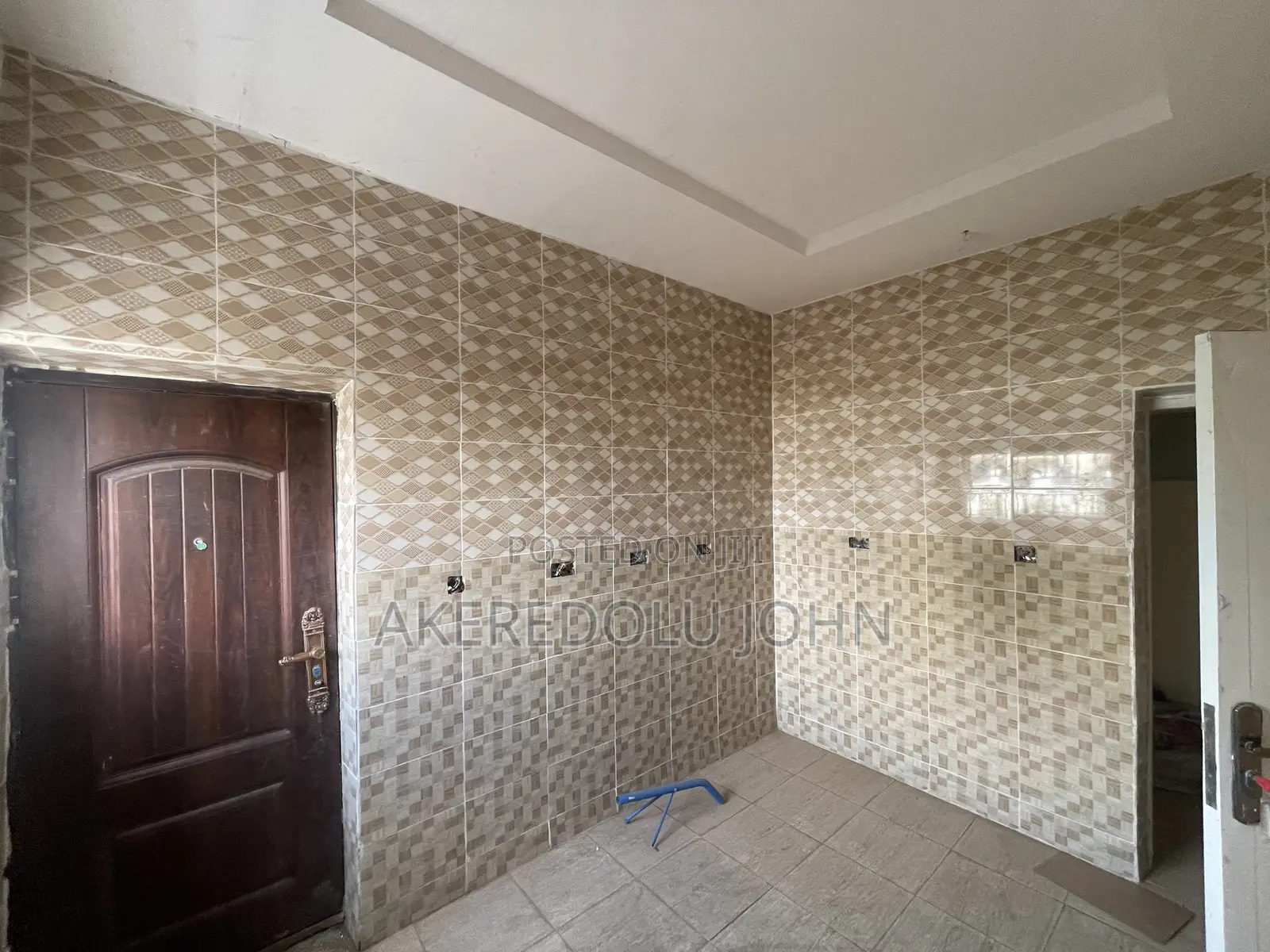 2bdrm Block of Flats in Idu Industrial for sale in Idu Industrial