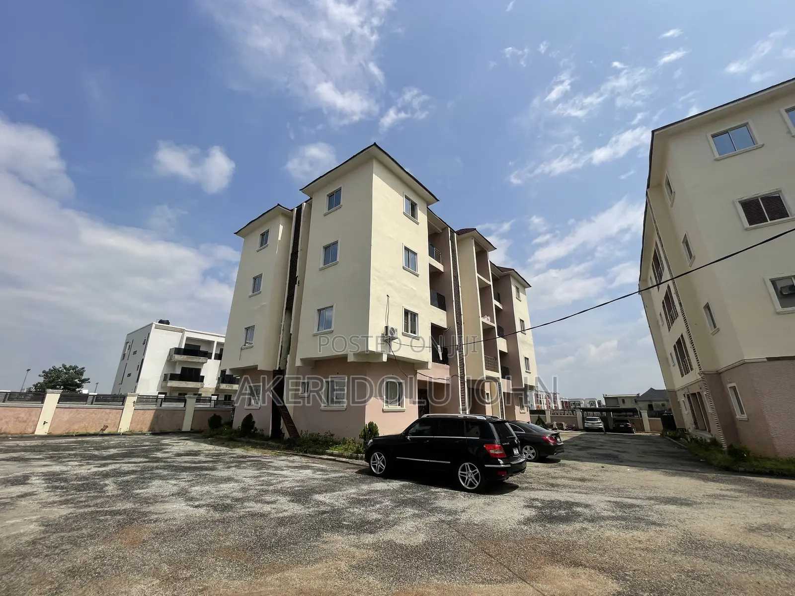 2bdrm Block of Flats in Idu Industrial for sale in Idu Industrial