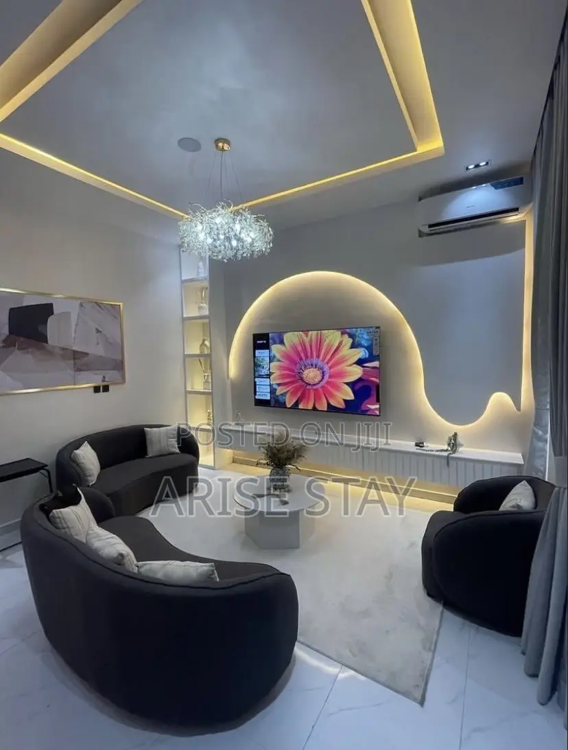 2-Bedroom Maisonette Shortlet | Osapa London in Osapa london