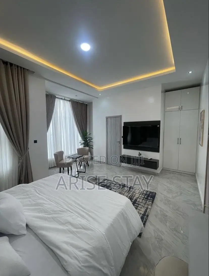 2-Bedroom Maisonette Shortlet | Osapa London in Osapa london