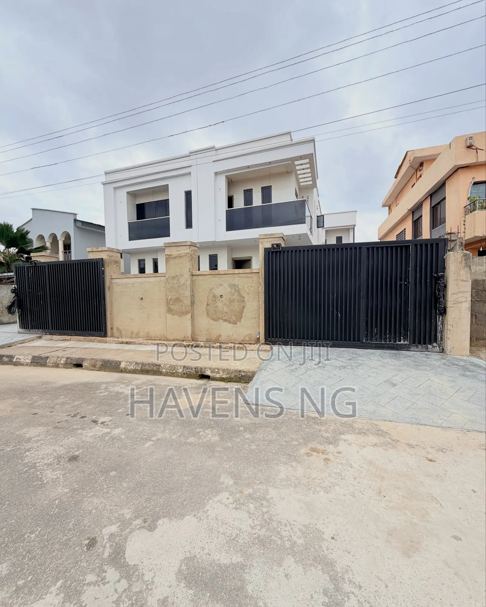 4bdrm Duplex in Adeniyi Jones for sale in Adeniyi Jones