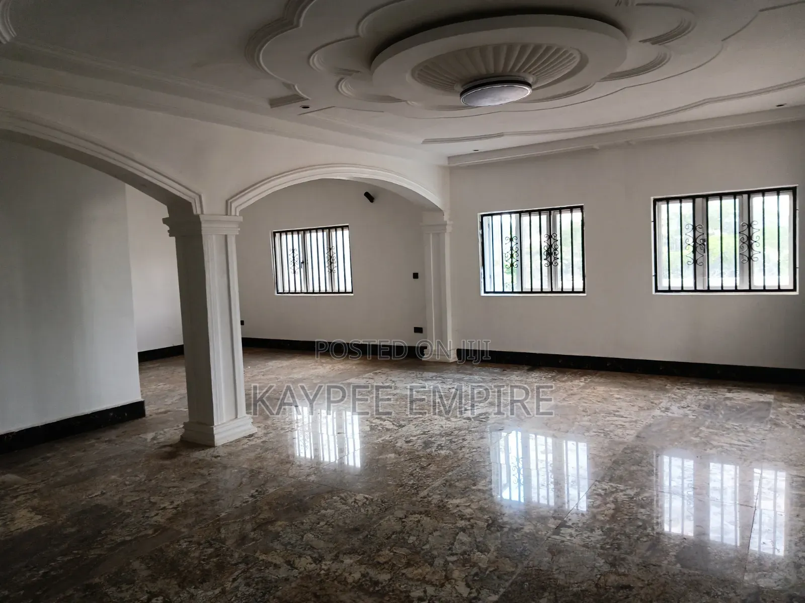 5bdrm Townhouse / Terrace in Wuye for rent in Wuye