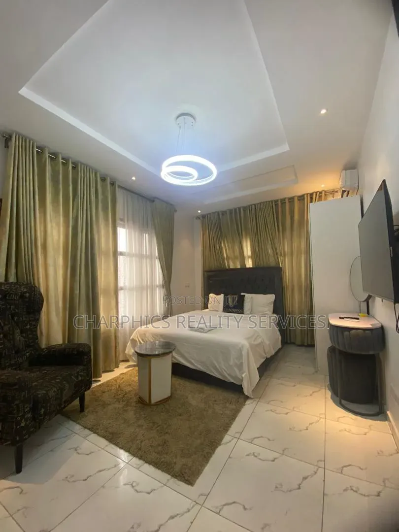 Furnished 2bdrm Apartment in Lekki Phase 1 for rent in Lekki Phase 1