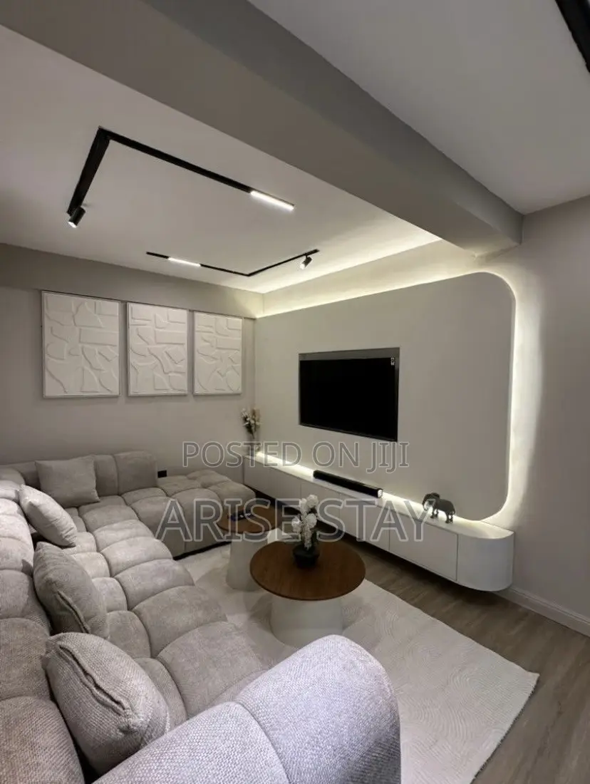 2-Bedroom Shortlet | Lekki Phase 1 in Lekki Phase 1