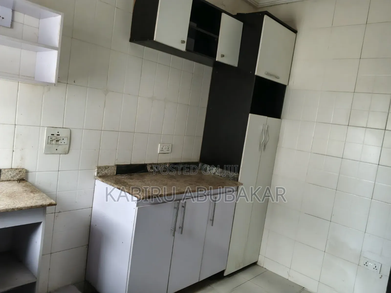 3bdrm Townhouse / Terrace in Wuye for rent in Wuye