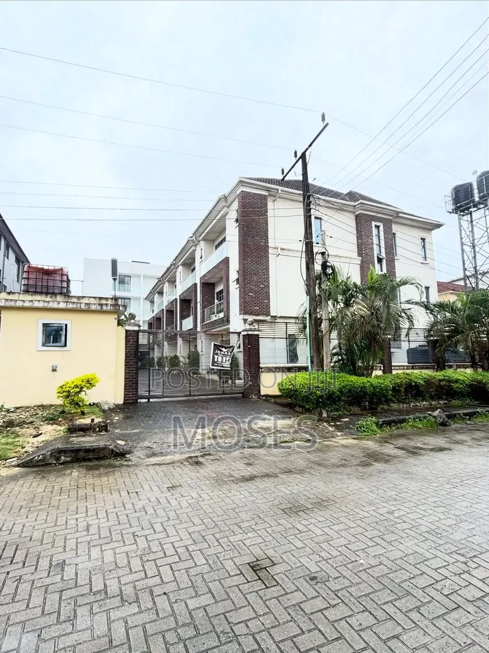 4bdrm Duplex in Inside An Access, Lekki Phase 1 for rent in Lekki Phase 1