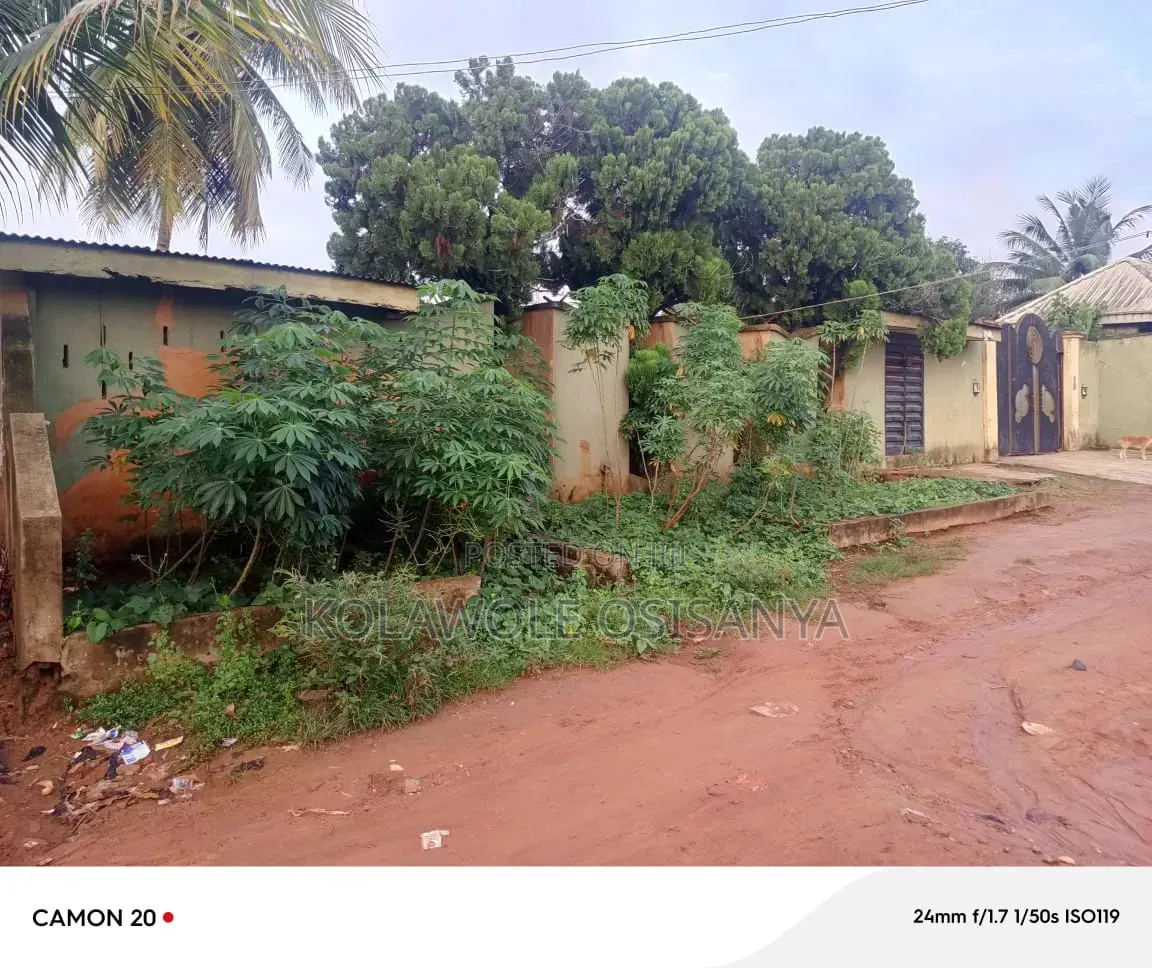 4bdrm Bungalow in Ado-Odo/Ota for sale in Ado-Odo/Ota