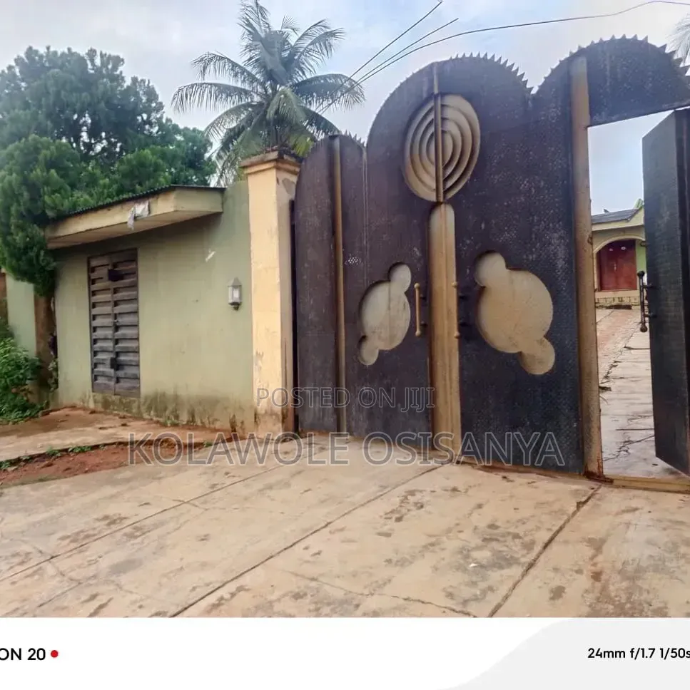 4bdrm Bungalow in Ado-Odo/Ota for sale in Ado-Odo/Ota