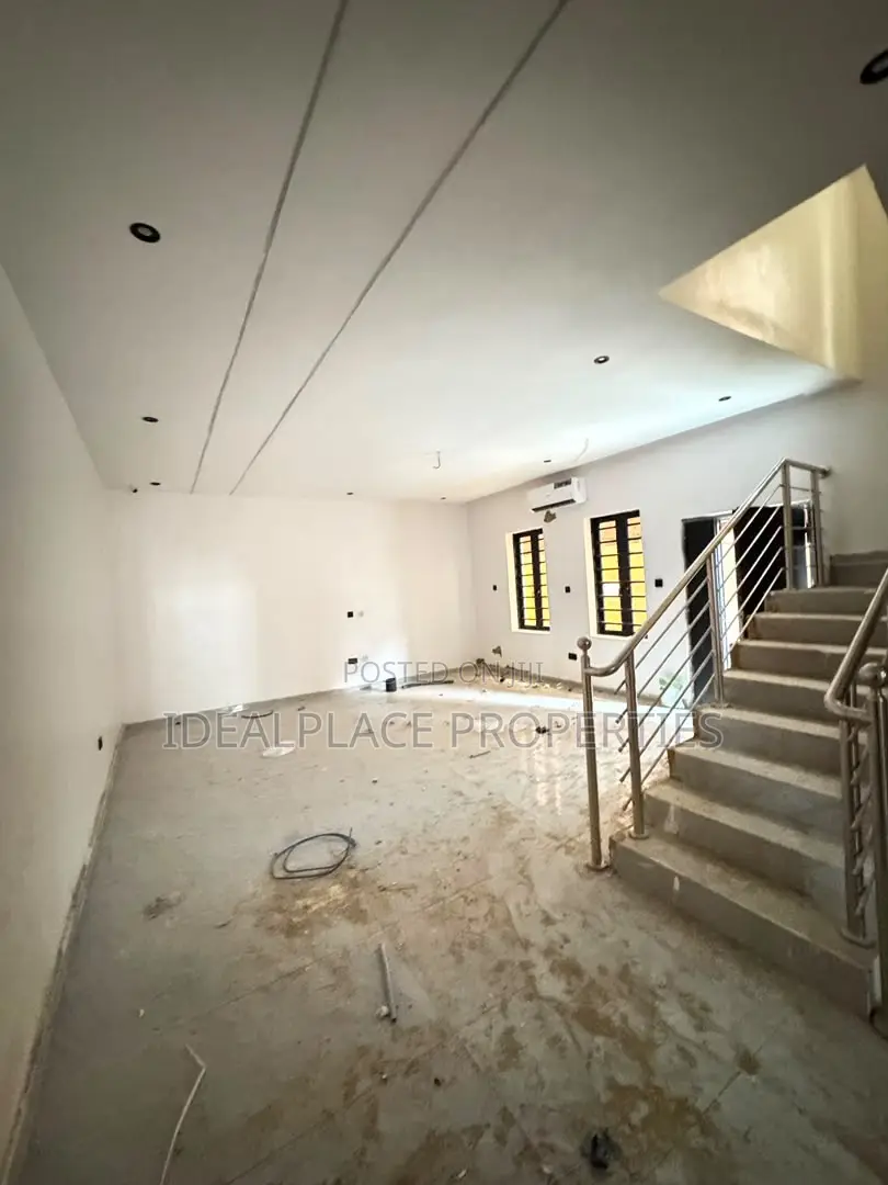 4bdrm Townhouse/Terrace in Gbagada for sale in Gbagada