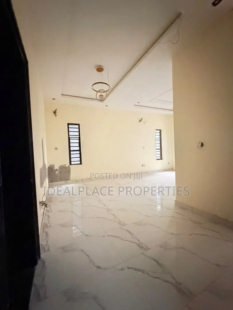 4bdrm Duplex in Omole Phase 1 for sale in Omole Phase 1