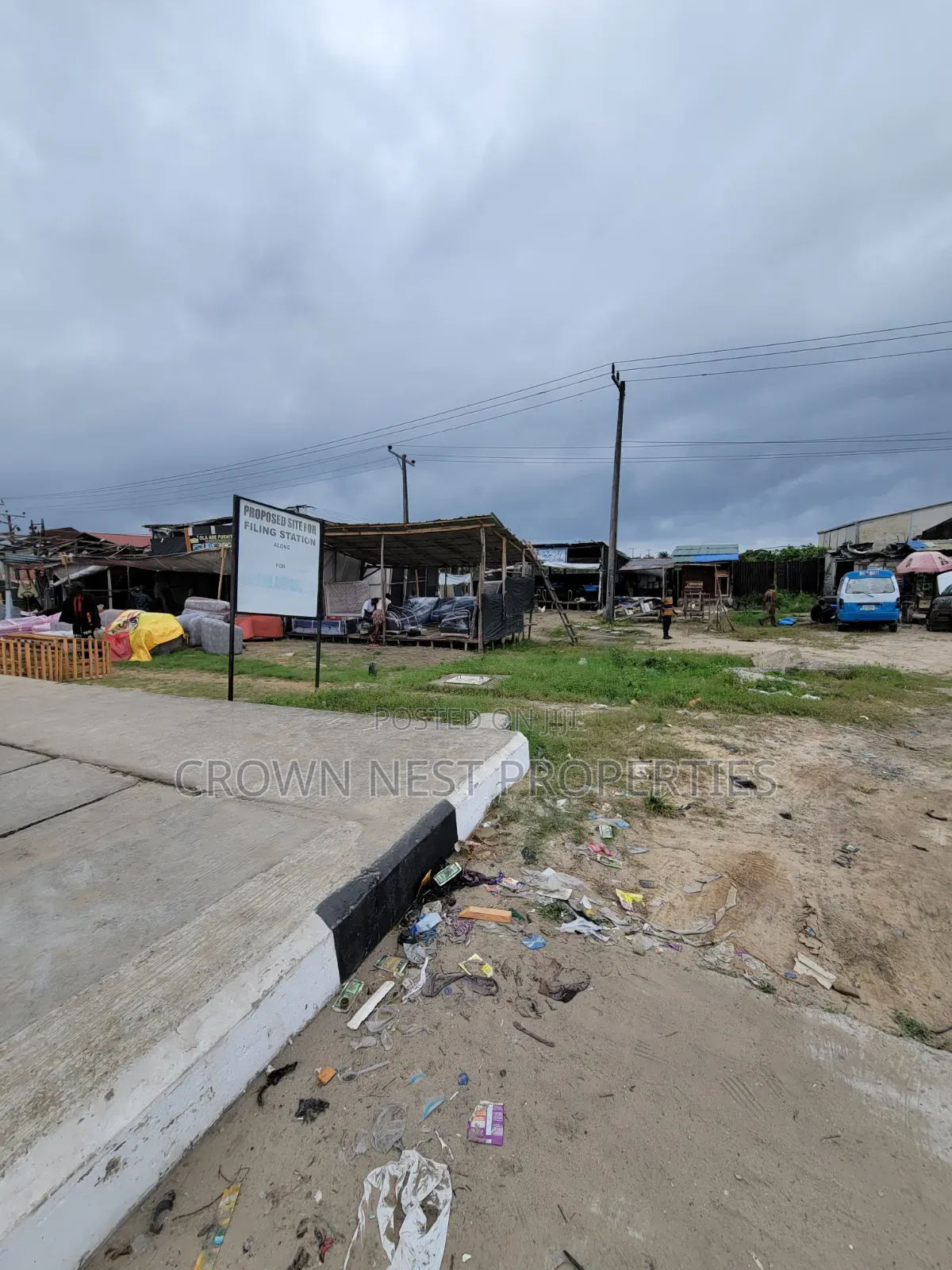 1 Acre of Land Facing Lekki-Epe Expressway | Ibeju Lekki in Eleko
