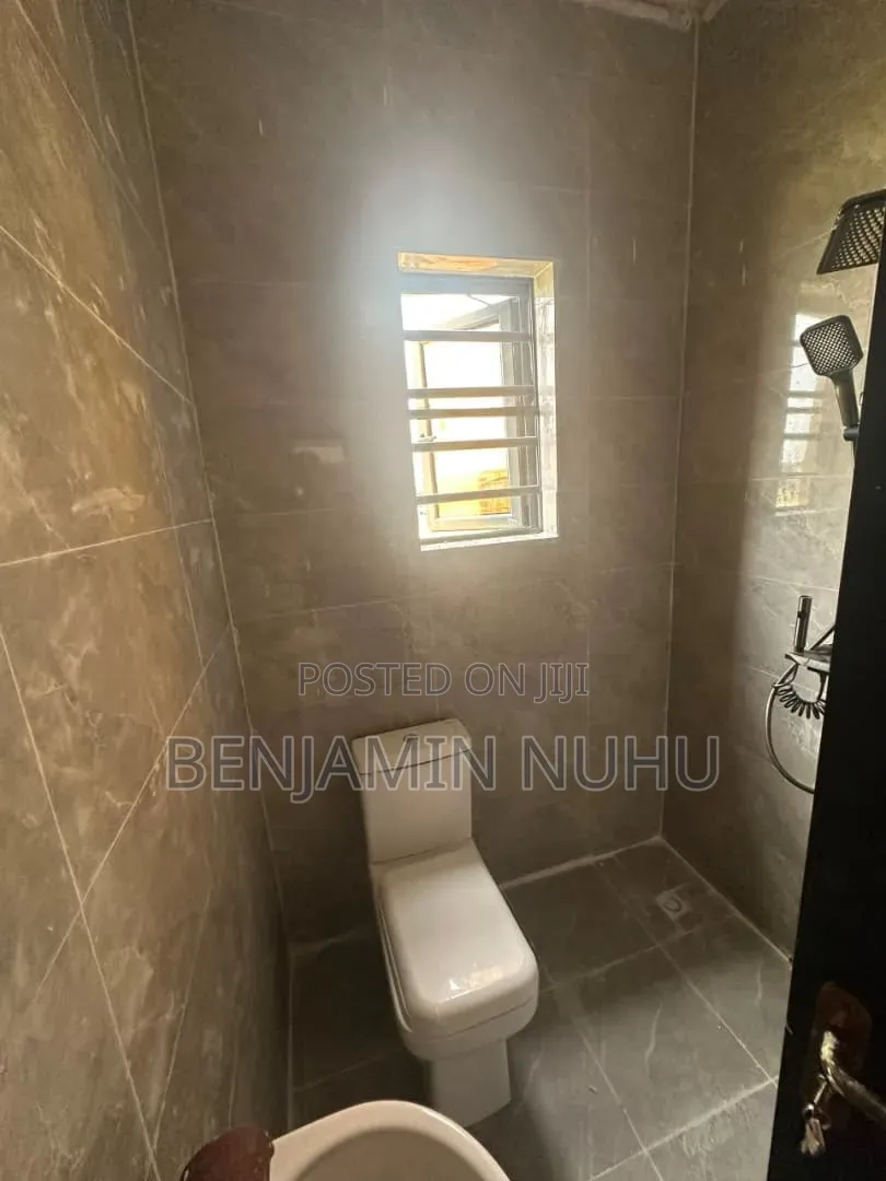 2bdrm Apartment in Olokonla Ajah for rent in Olokonla