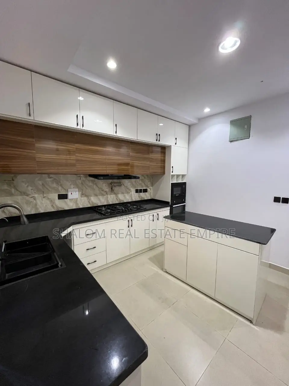 4bdrm Duplex in Magodo Gra Phase 1 for sale in GRA Phase 1